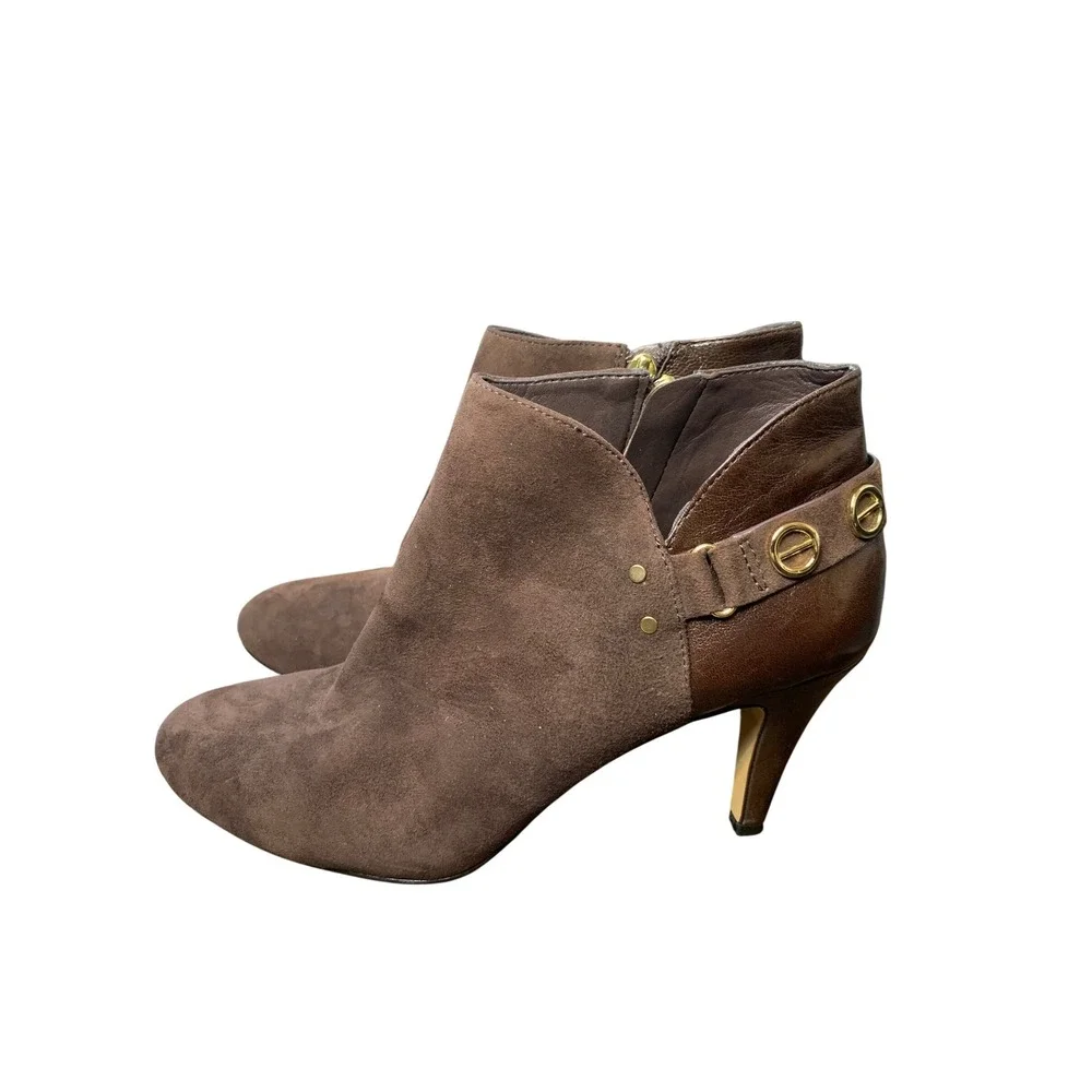 Vince Camuto Venten Brown Suede Leather Ankle Bootie Gold Zipper Buckle Heel 6.5